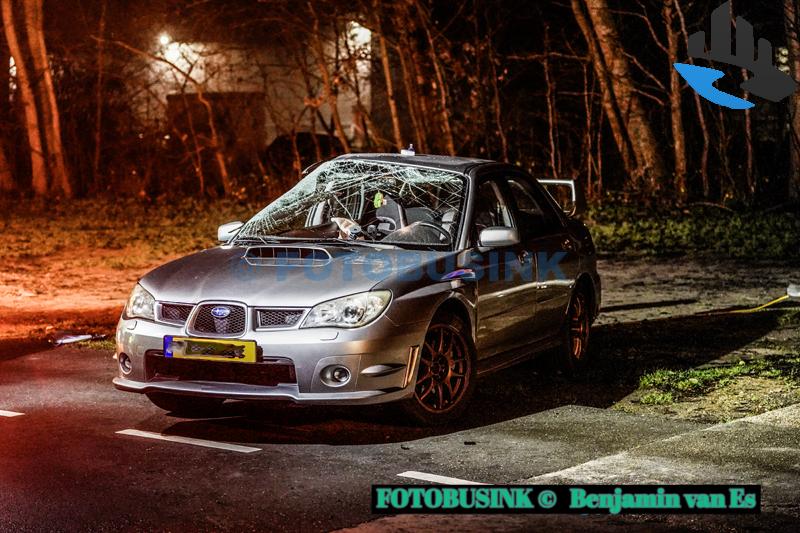 Auto zwaar beschadigd bij eenzijdig ongeval aan Baanhoekweg in Dordrecht