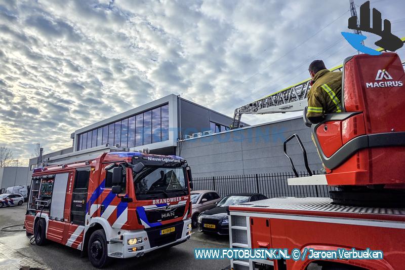Brand in afzuiginstallatie bij meubelfabriek in Nieuw-Lekkerland
