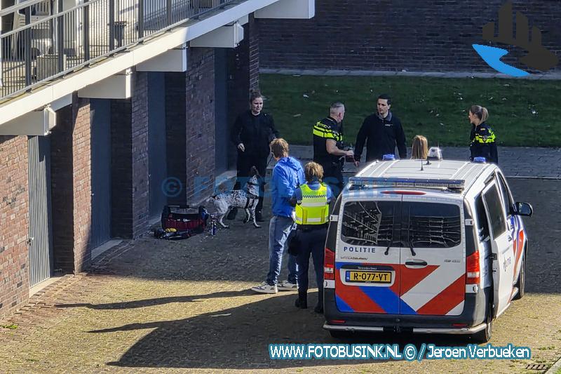 Grote controle in 88 garageboxen in de wijk Sterrenburg in Dordrecht
